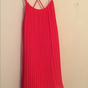 Bcbgeneration red pleated strapping dress - M